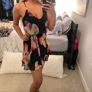SOLD ❌❌❌ Floral dress